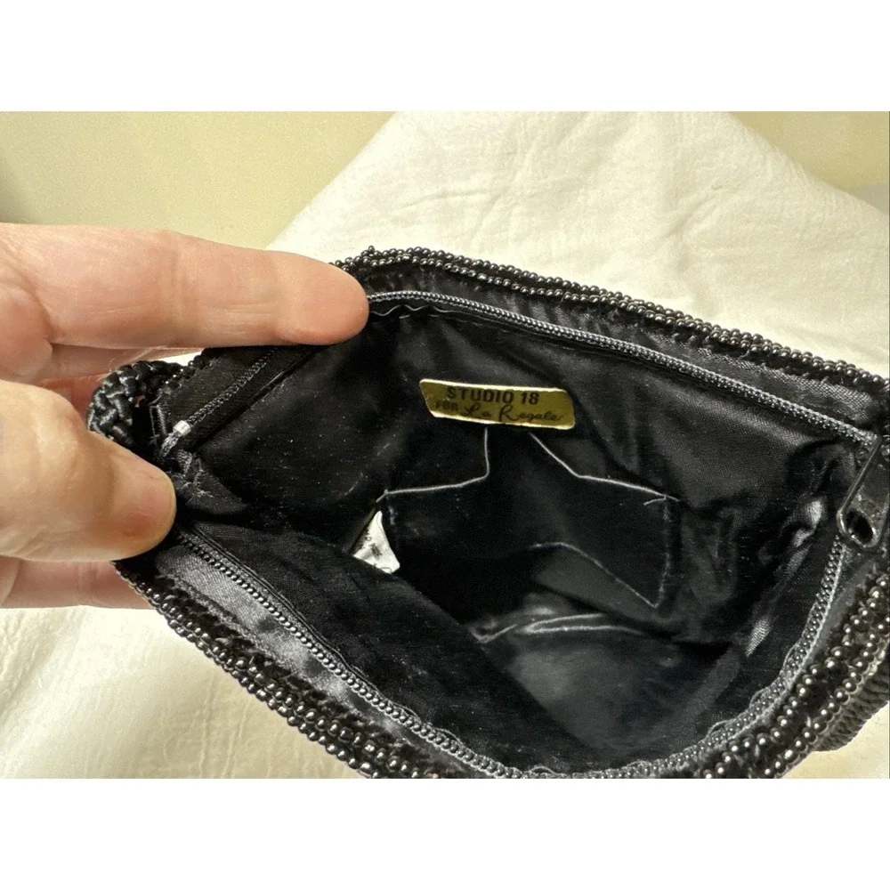 VTG Beaded Black Velvet Chevron Clutch Bag Purse Studio 18 La Regale Strap‎
